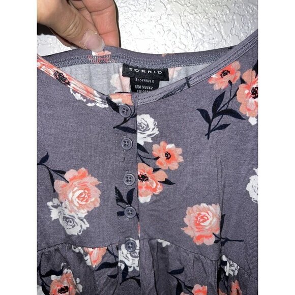 TORRID Size 1 Gray Floral Button Front Cami Tank Top 1X Pink White Cotton (x) - Picture 3 of 7